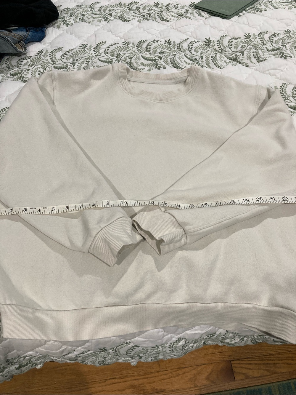 lululemon athletica Cream Crewneck Sweatshirt